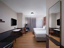 Iceland Parliament Hotel, Curio Collection By Hilton