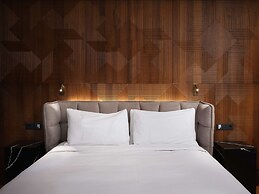 Iceland Parliament Hotel, Curio Collection By Hilton