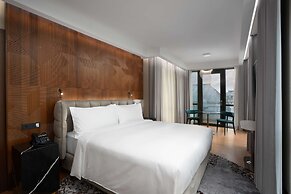 Iceland Parliament Hotel, Curio Collection By Hilton