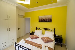 Alegria Holiday Home