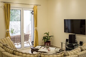 Alegria Holiday Home