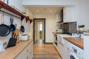 Entire Lovely Modern Scottish Cottage