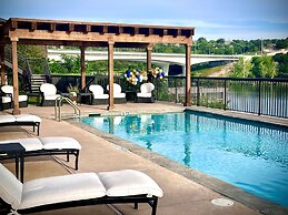 Hidden Falls Inn