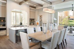 The Ritz-Carlton Residences Orlando, Grande Lakes