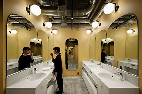 9h nine hours woman Shinjuku sleep lab