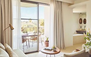 La Zambra Resort GL, in the Unbound Collection by Hyatt