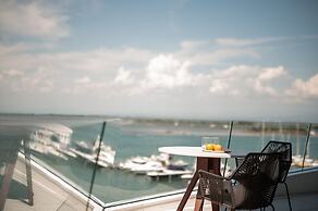 Laguna Faro Suites - Adults Only & Free Beach