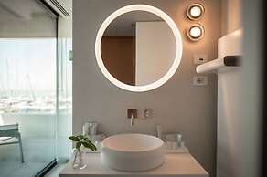 Laguna Faro Suites - Adults Only & Free Beach