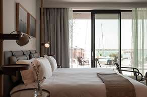 Laguna Faro Suites - Adults Only & Free Beach