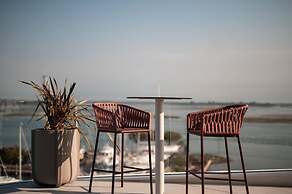 Laguna Faro Suites - Adults Only & Free Beach