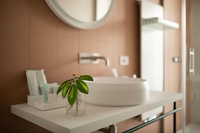 Laguna Faro Suites - Adults Only & Free Beach