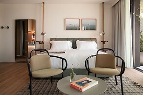 Laguna Faro Suites - Adults Only & Free Beach