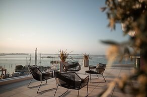 Laguna Faro Suites - Adults Only & Free Beach