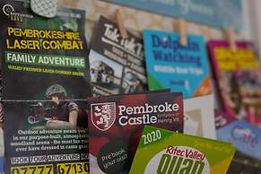 Plas Gwyn - Walk to Beach Parking Enclosed Garden