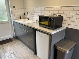 Freshwater - Hot Tub - Pet Friendly - Garden