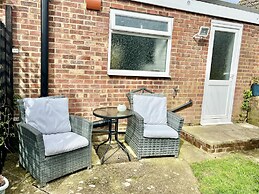 Freshwater - Hot Tub - Pet Friendly - Garden