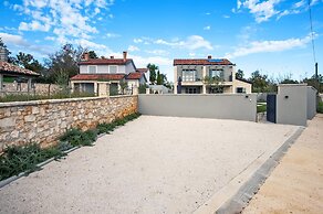 Villa Renata With Sauna Private Pool Jacuzzi
