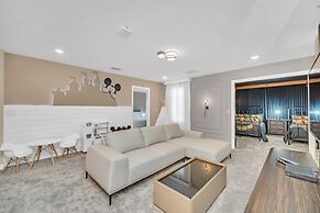 Storey Lake 9 Br Villa With Games Room And Theater 9 Bedroom Home by R