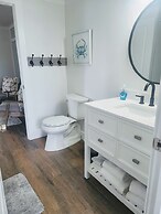 Hoosier Holiday 1 Bedroom Condo by RedAwning