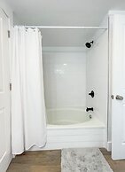 Hoosier Holiday 1 Bedroom Condo by RedAwning