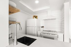 Hoosier Holiday 1 Bedroom Condo by RedAwning