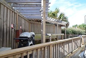 Tops'l 1111 2 Bedroom Condo by RedAwning