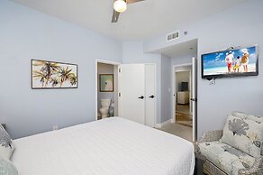 Tops'l 1111 2 Bedroom Condo by RedAwning