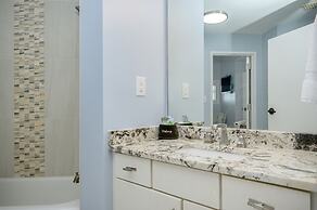 Tops'l 1111 2 Bedroom Condo by RedAwning