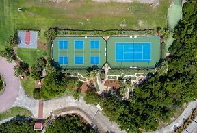 Tops'l 1111 2 Bedroom Condo by RedAwning