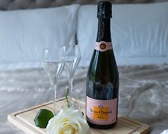 7 Loch View PF Stunning Views