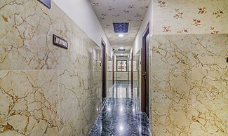 Itsy Hotels J A Royal Suites Manikonda