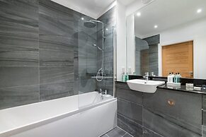 9 Loch View Luxury Loch Views