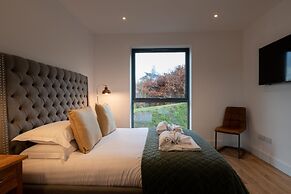 9 Loch View Luxury Loch Views