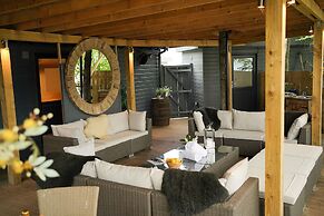 9 Loch View Luxury Loch Views