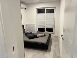 Stunning 3-Room Penthouse W10+W11