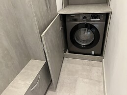 Stunning 3-Room Penthouse W10+W11