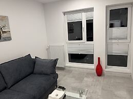 Stunning 3-Room Penthouse W10+W11