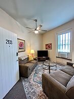 Bisbee Brownstone Suites