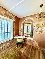 Bisbee Brownstone Suites