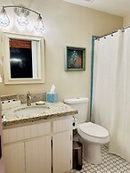 Bisbee Brownstone Suites