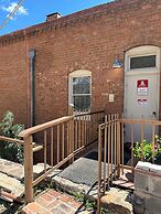 Bisbee Brownstone Suites