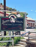 Bisbee Brownstone Suites