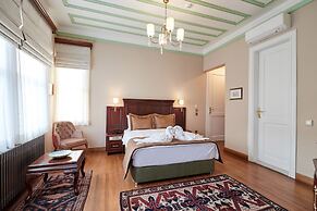 White Palace Old City Boutique Hotel