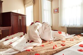 White Palace Old City Boutique Hotel