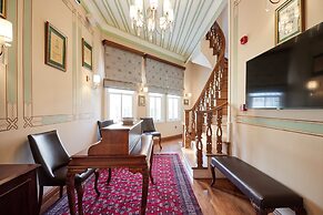 White Palace Old City Boutique Hotel