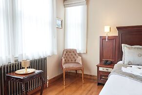 White Palace Old City Boutique Hotel