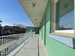RusMar Motel