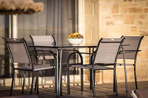 Private Modern Villa w Pool and Stunning sea Views