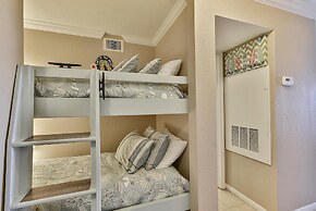 Seascape 2118 in Galveston