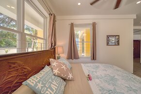 Lucky Duck Villa - Private Beach Escape